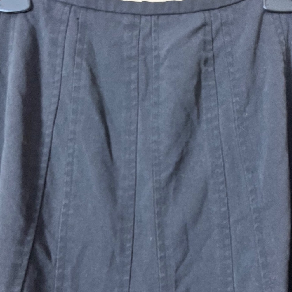 Larry Levine Black Tulip Flared Midi Skirt Rayon Blend Gored Size 12 Office Work - Picture 8 of 9